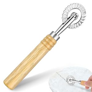 Zinc Alloy Pasta Cutter Wheel with Long Wooden